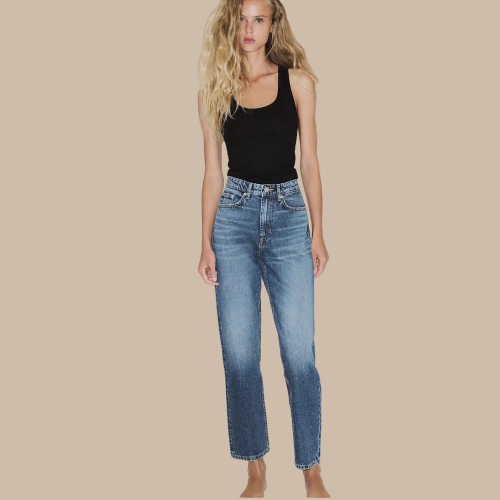 Zara Women's Classic Blue Straight Leg Mom Jeans
